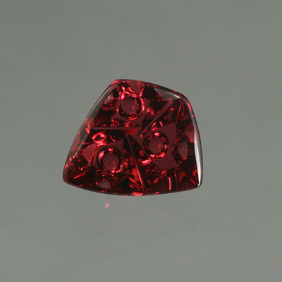  Rhodolite Garnet gemstone
