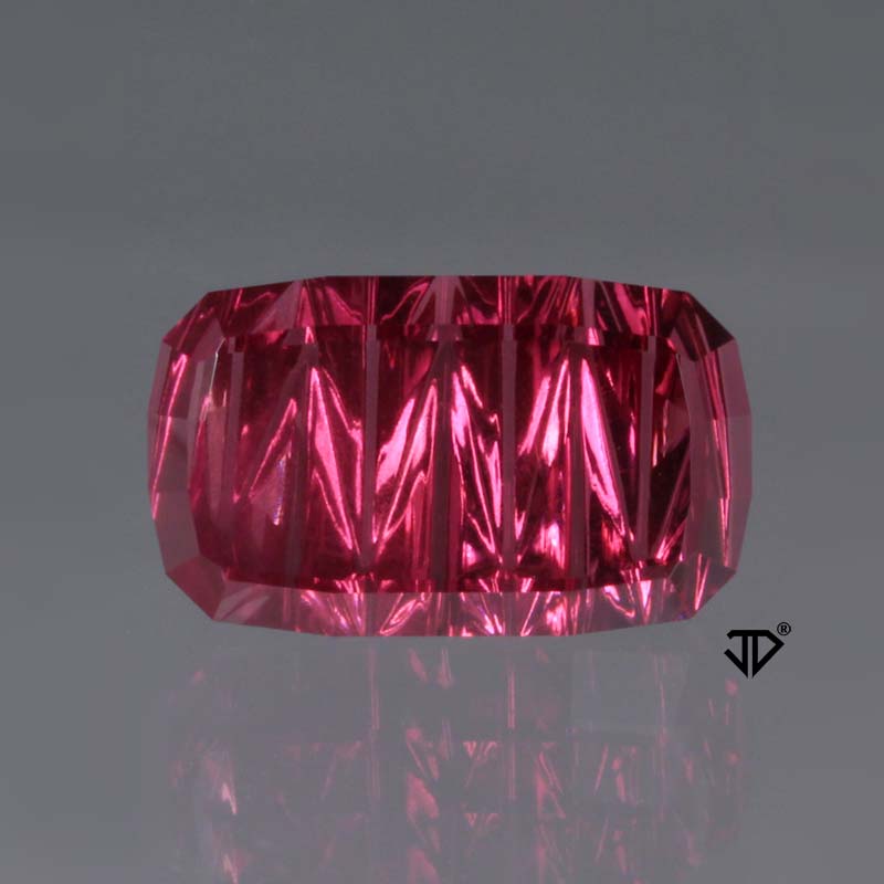  Rhodolite Garnet gemstone