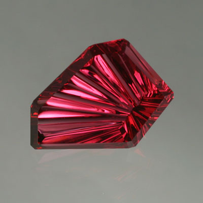  Rhodolite Garnet gemstone