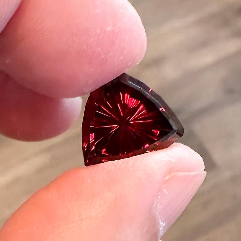 Rose Malaya Garnet view 3