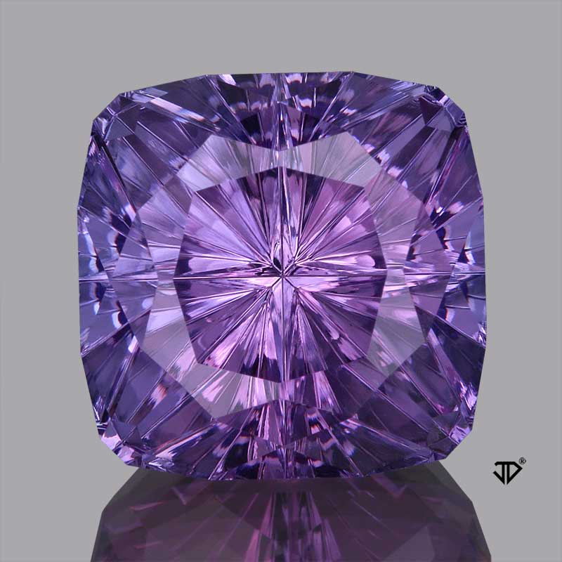  Tanzanite gemstone