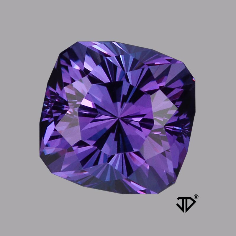 Natural Color Tanzanite gemstone