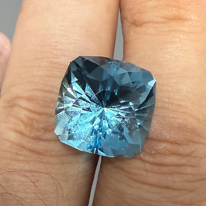 Fine Color Aquamarine view 2