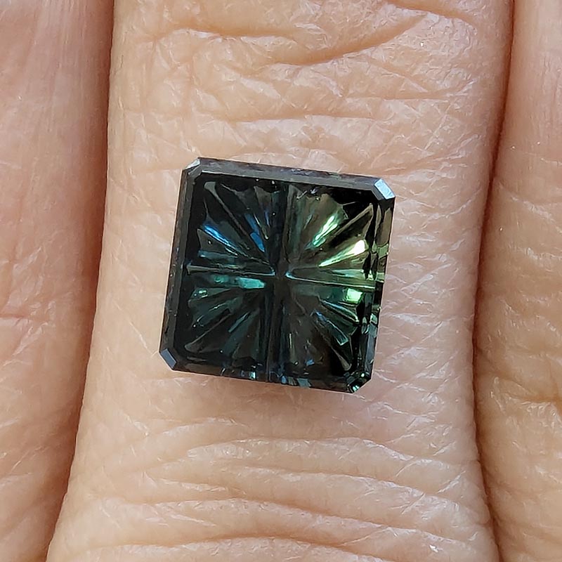 Green Australian Sapphire view 2
