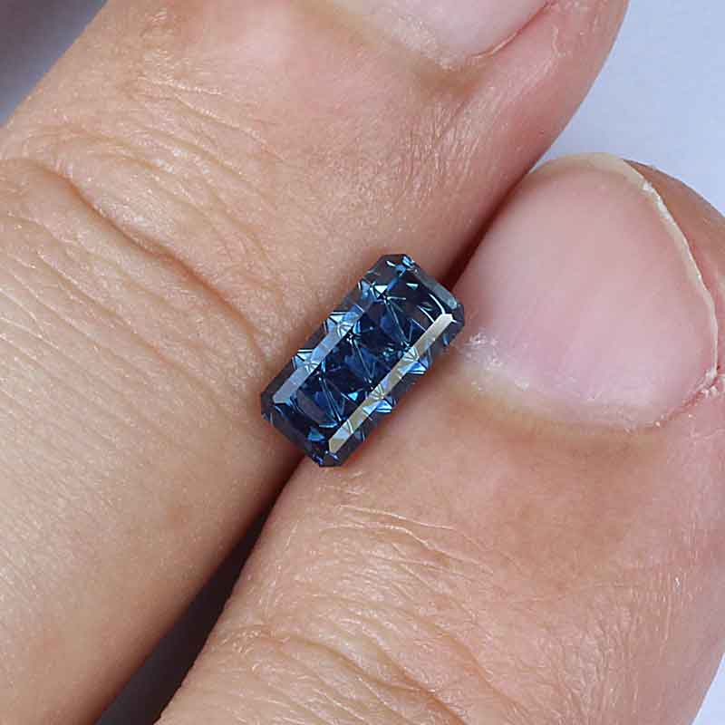 Blue Australian Sapphire view 2