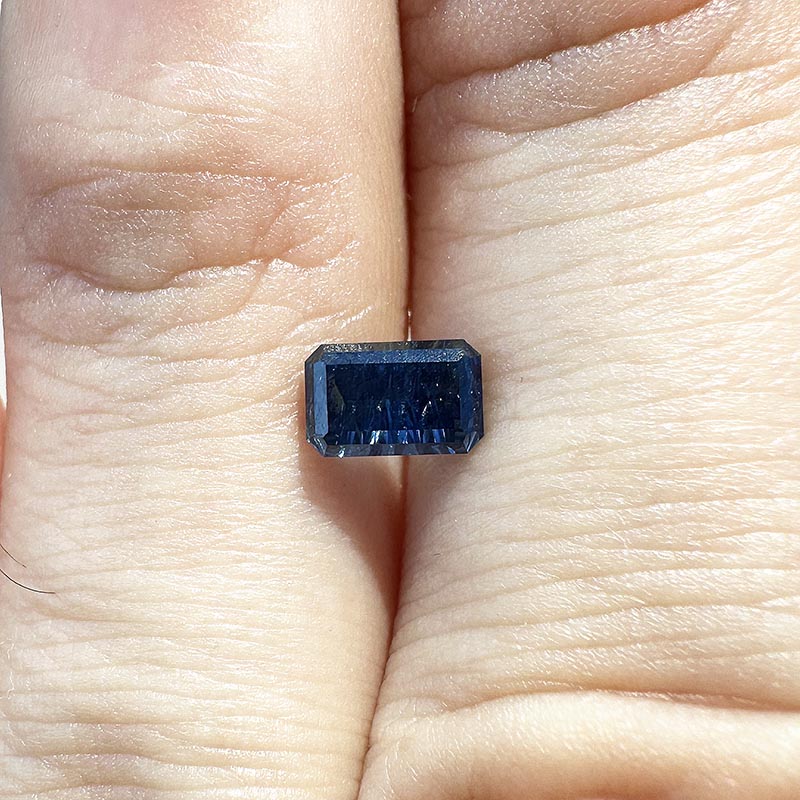 Deep Blue Australian Sapphire view 2
