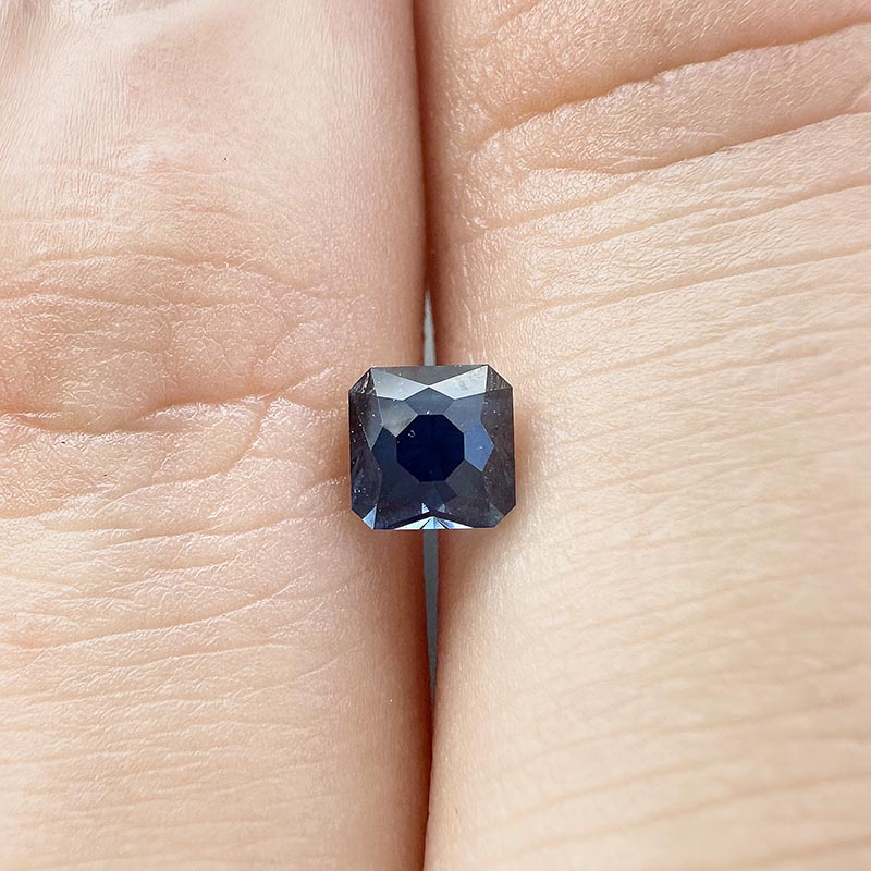 Blue Australian Sapphire view 2