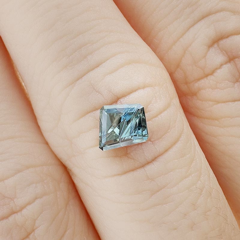 Blue Sapphire view 2