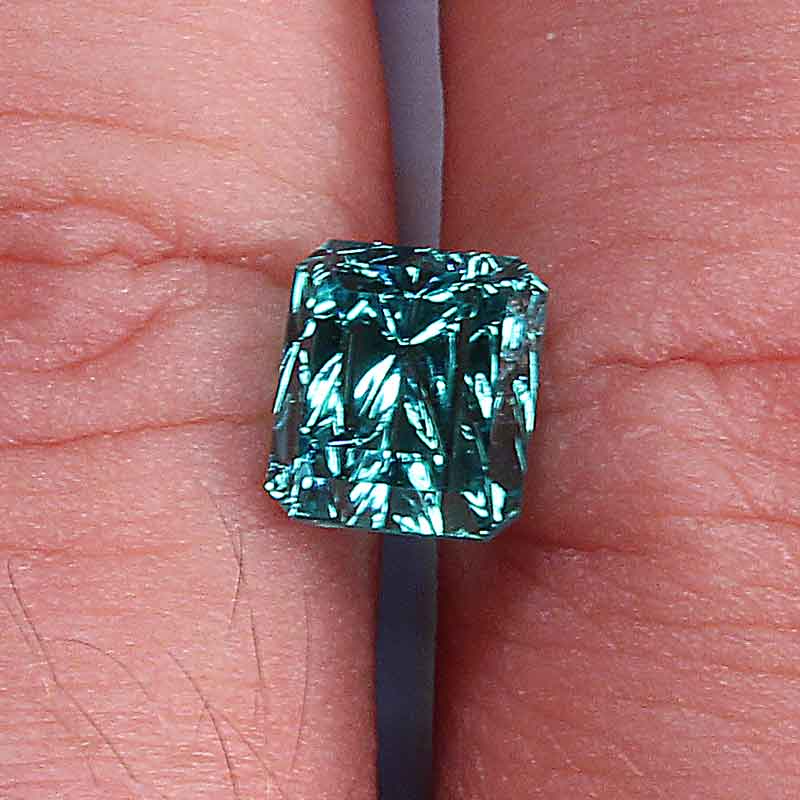 Indicolite Tourmaline view 2