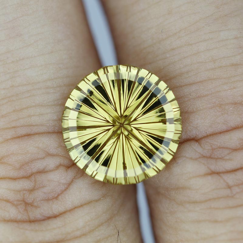 Chrysoberyl view 2