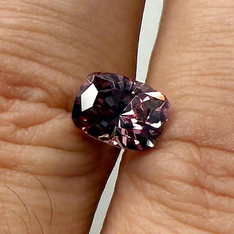  Dragon Malaya Garnet view 2