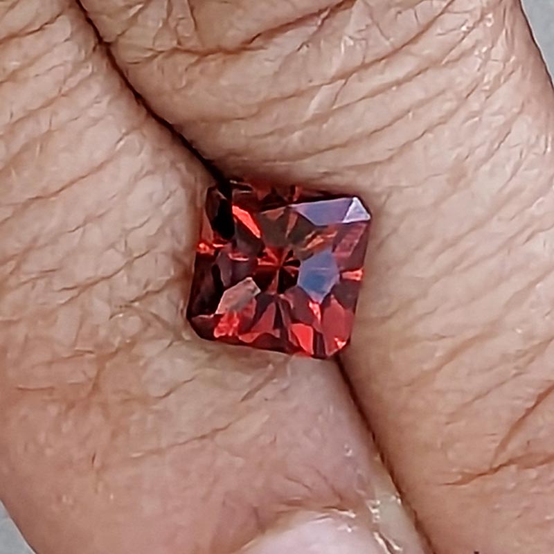  Gypsy Rose Garnet view 2