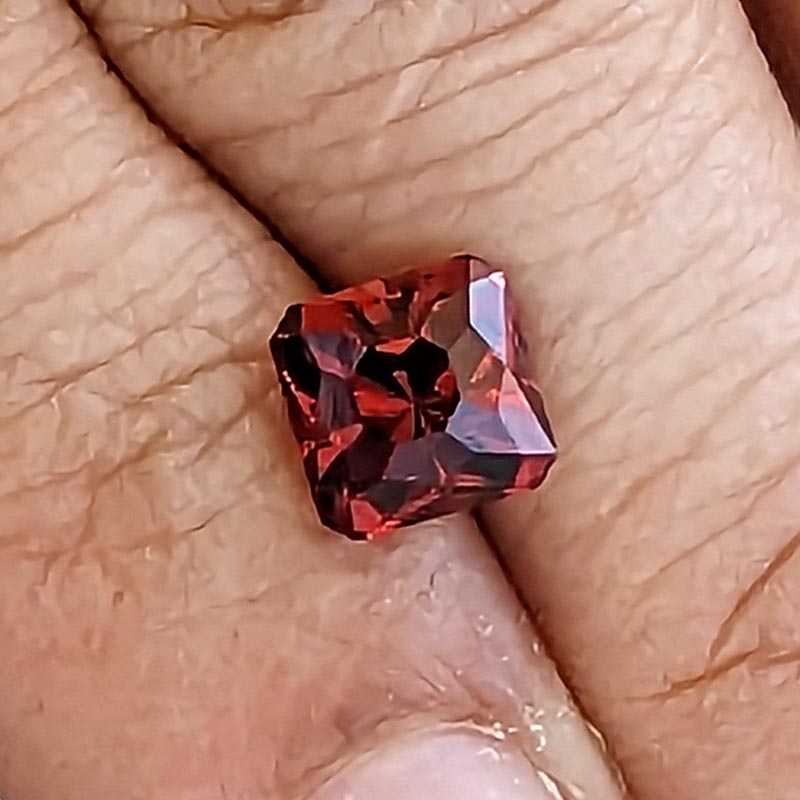  Gypsy Rose Garnet view 2