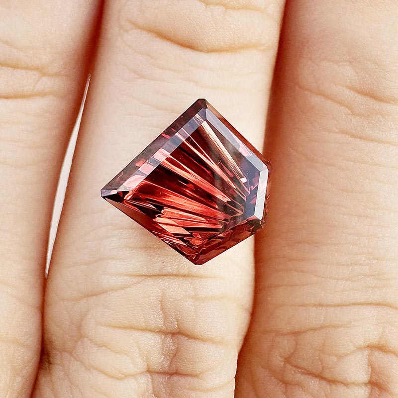  Gypsy Rose Garnet view 2