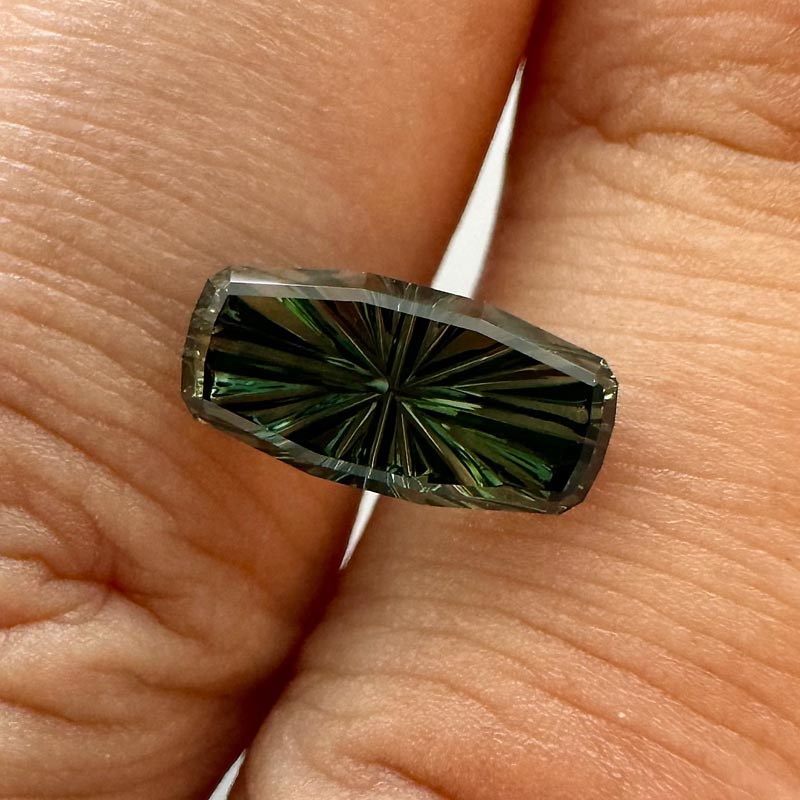 Green Australian Sapphire view 2