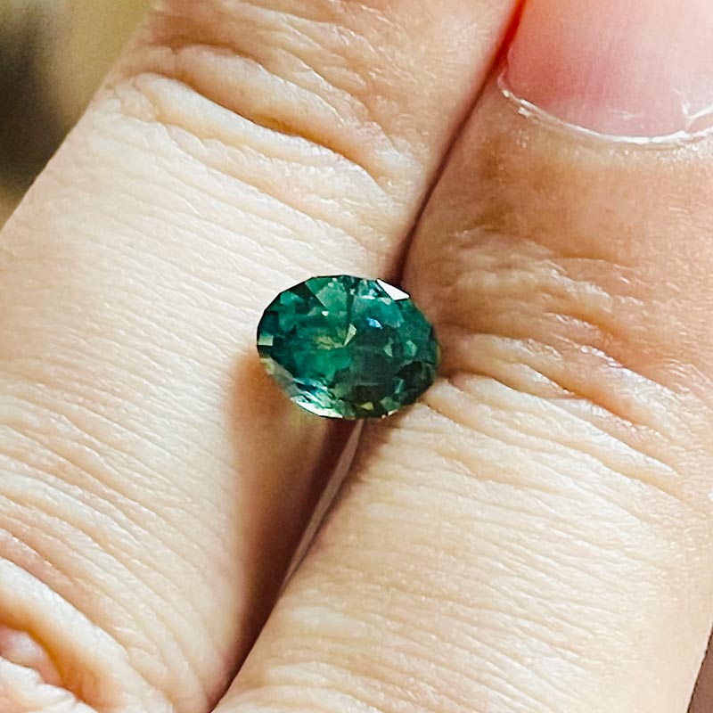 Green Australian Sapphire view 2