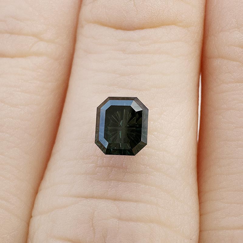 Dark Green Australian Sapphire view 2