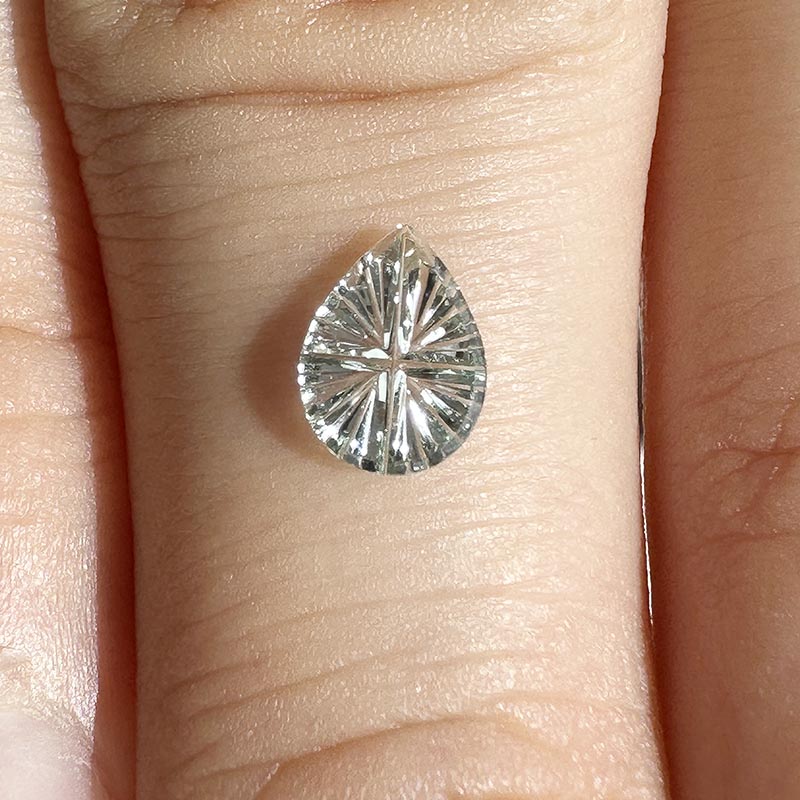 Pale Green Montana Sapphire view 2