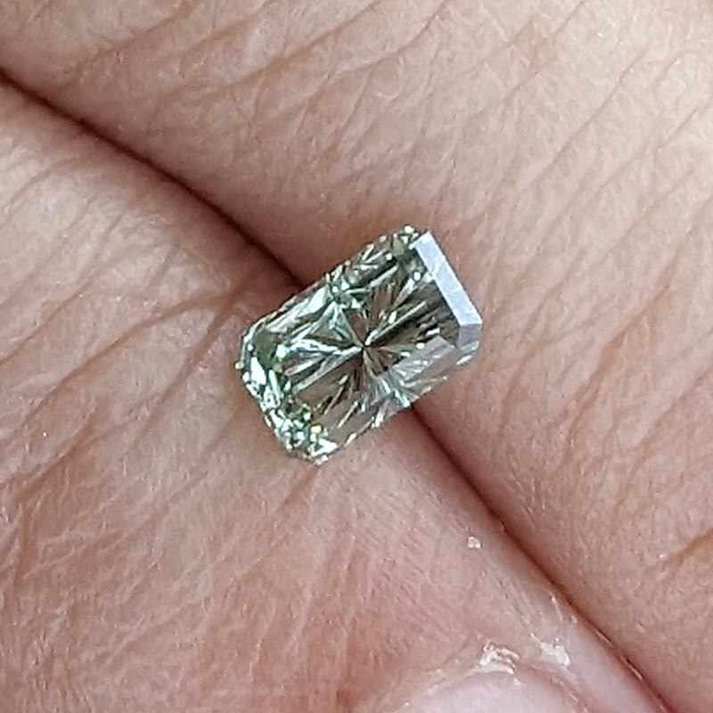 Green Montana Sapphire view 2