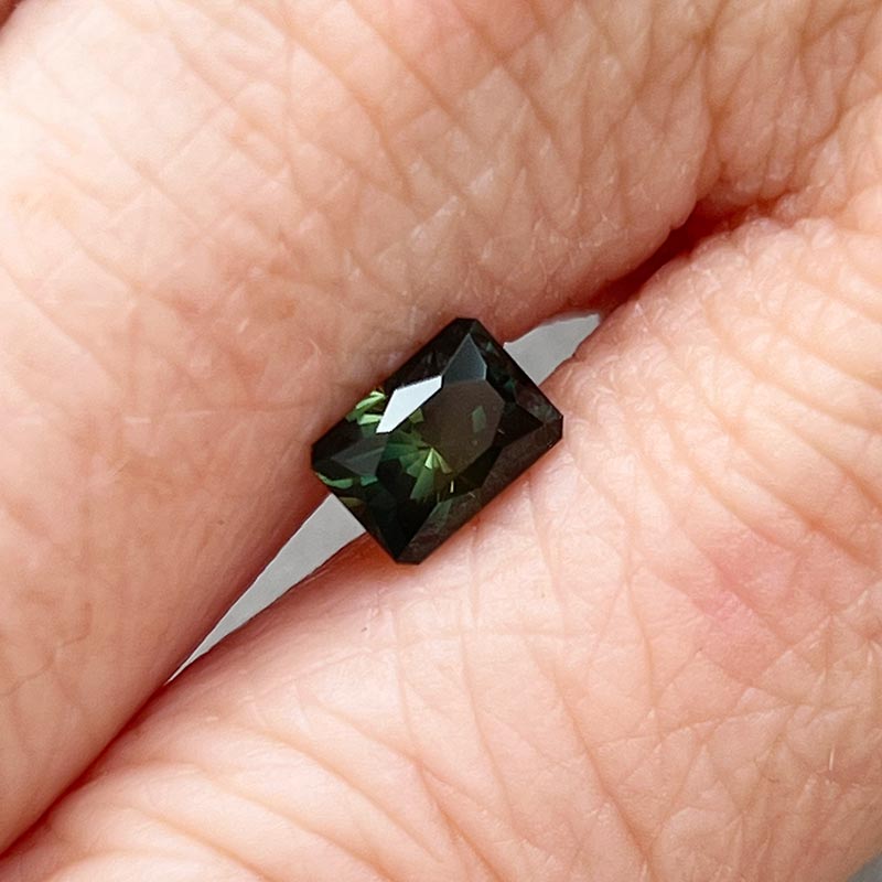 Green Australian Sapphire view 2