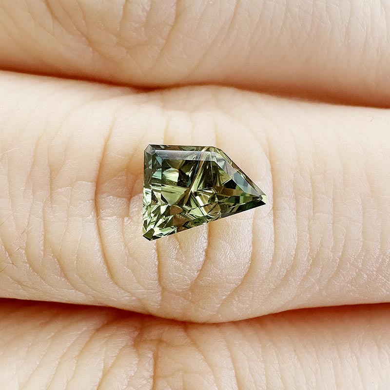 Parti Color Australian Sapphire view 2