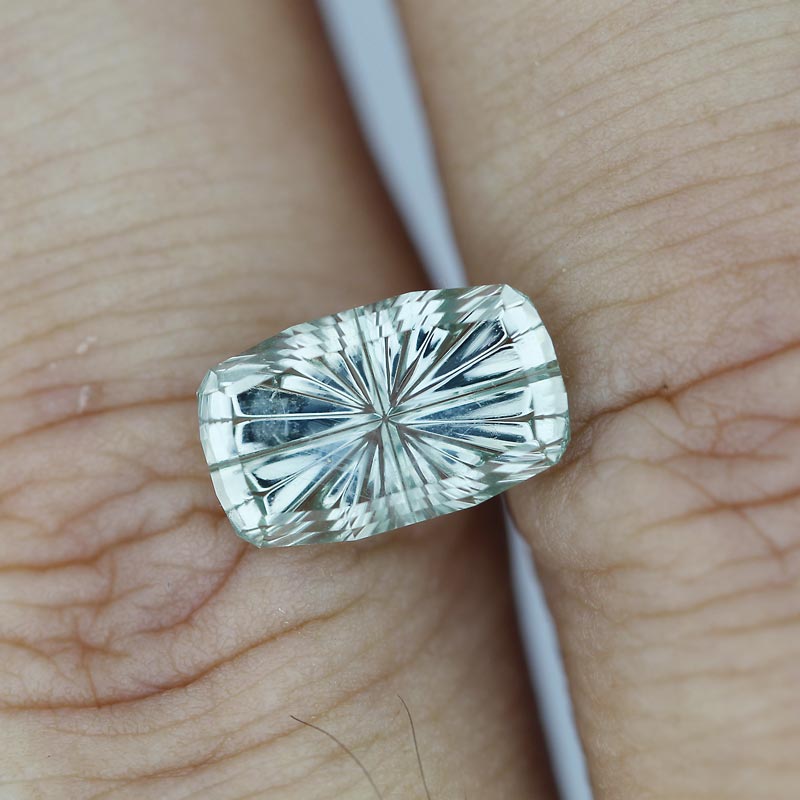 Pale Green Sapphire view 2
