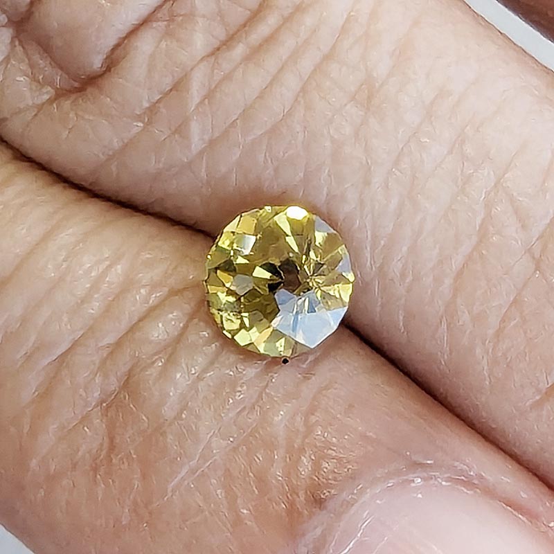 Mali Garnet view 2