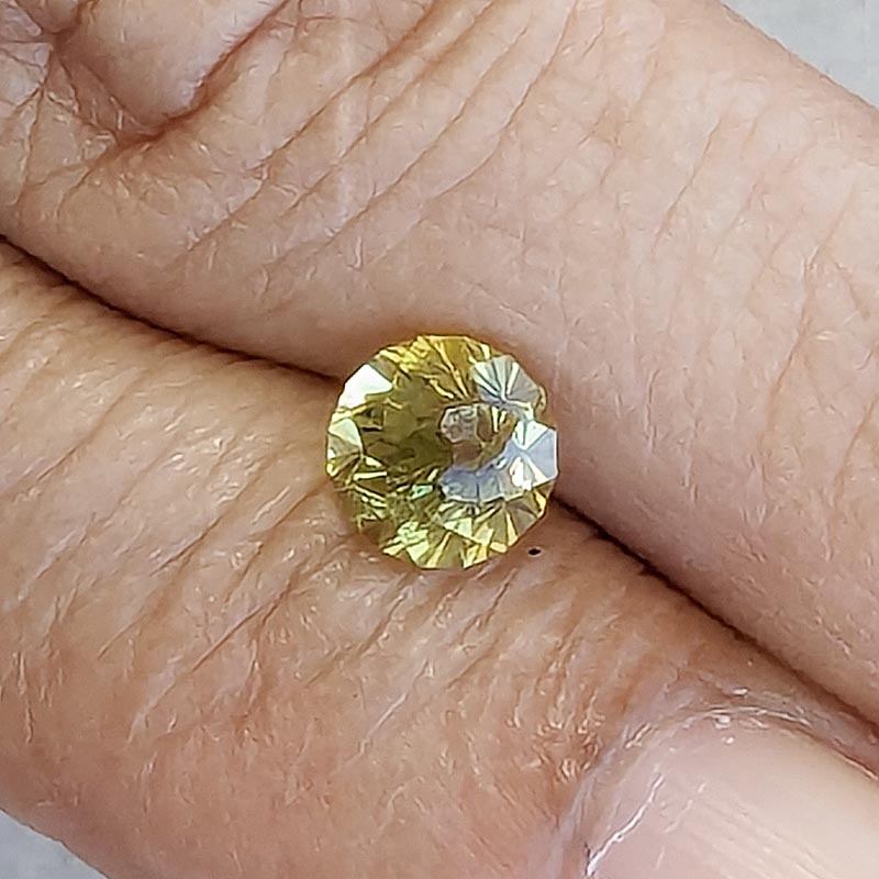 Mali Garnet view 2