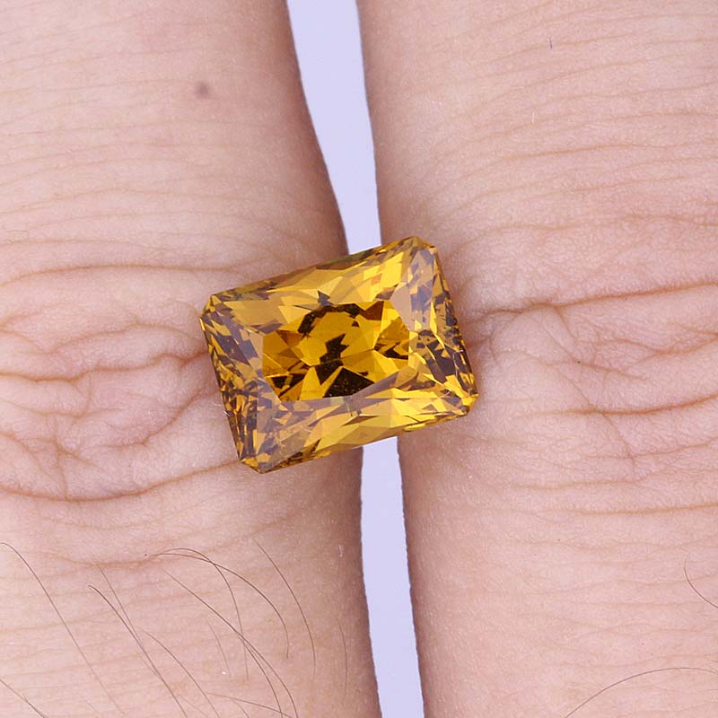 Mali Garnet view 2