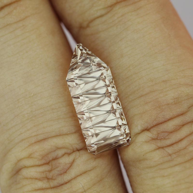 Morganite view 2