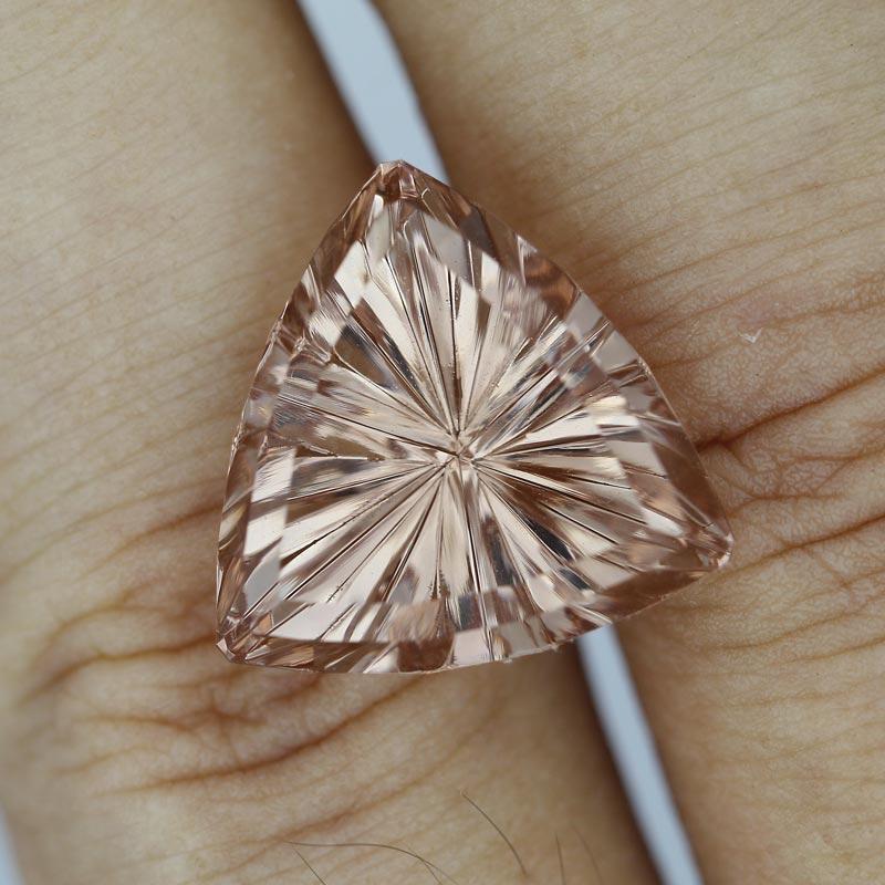  Morganite view 2