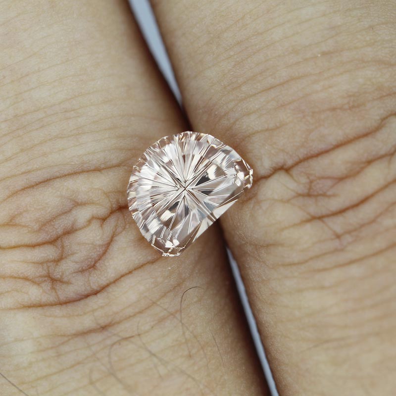 Morganite view 2