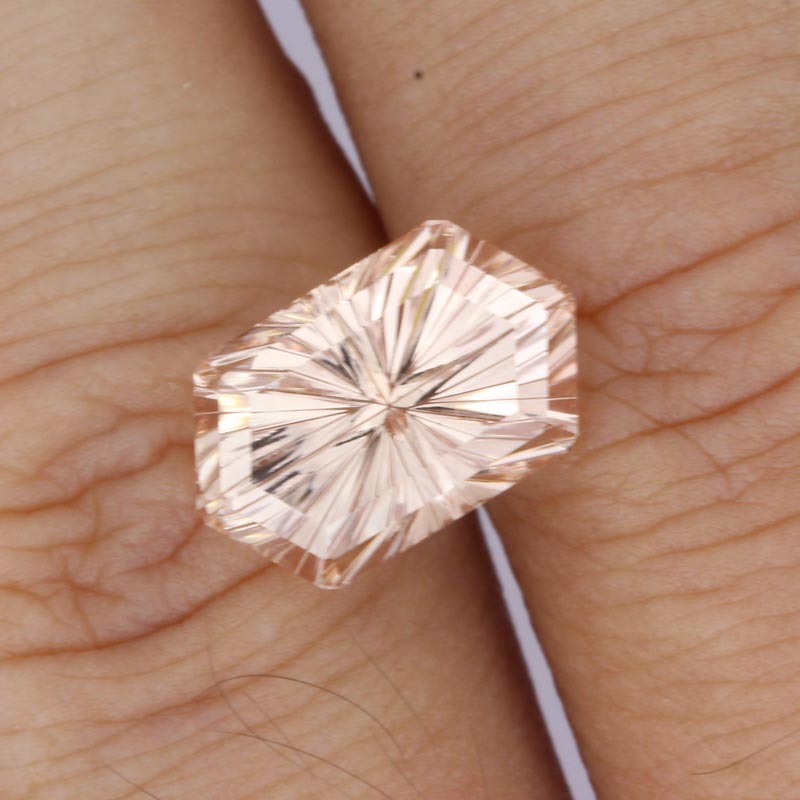 Morganite view 2