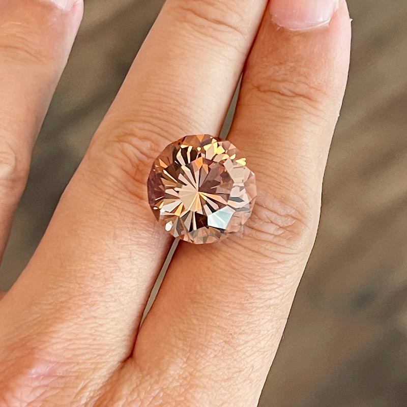 Morganite view 2