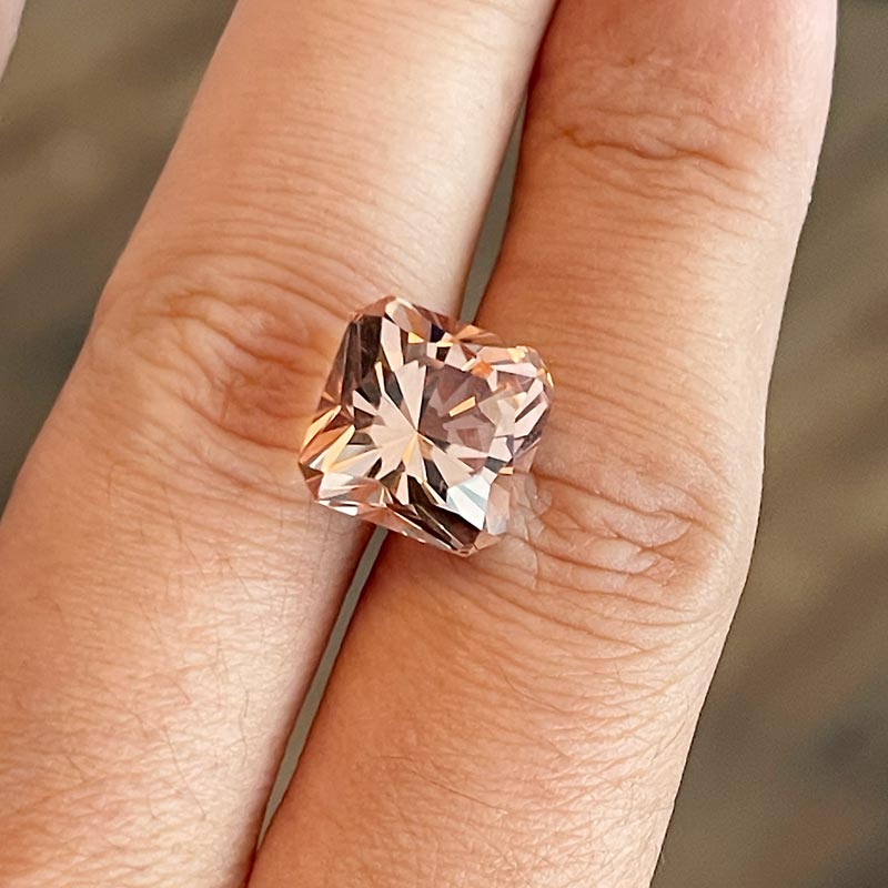 Morganite view 2