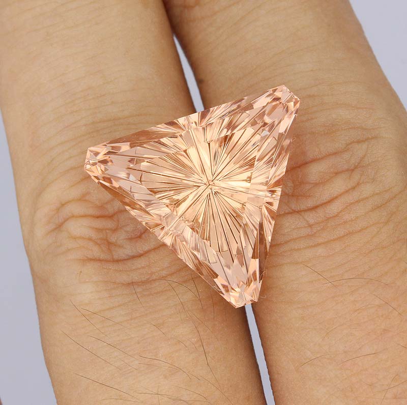  Morganite view 2