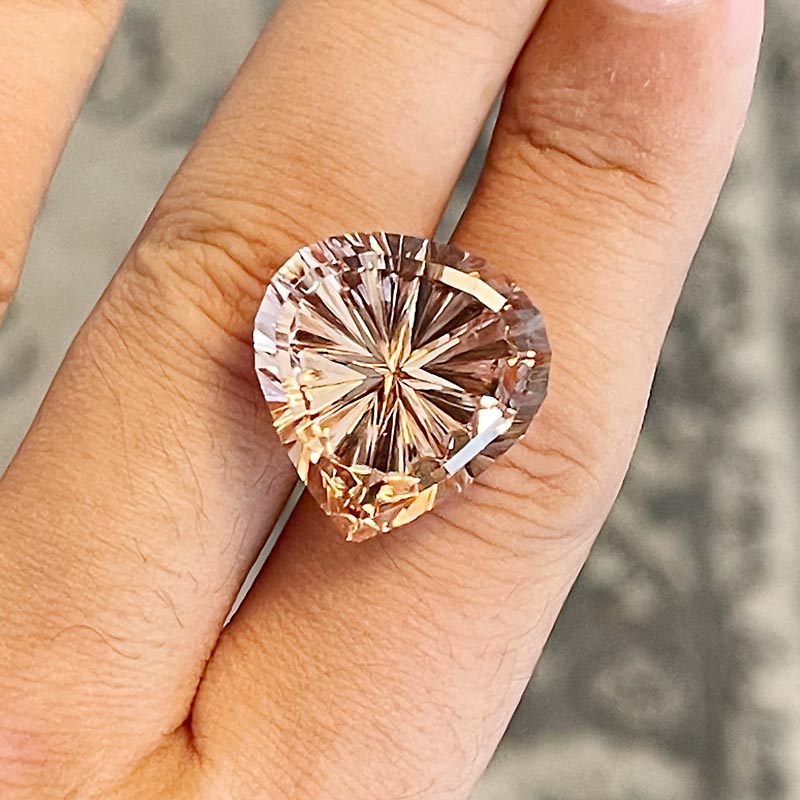 Morganite view 2