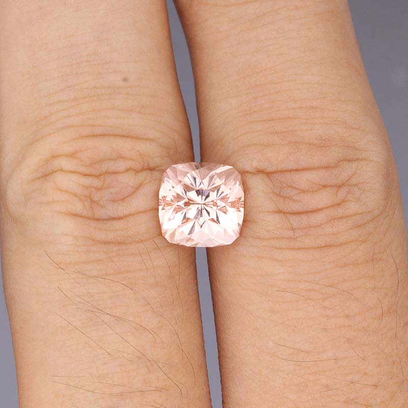 Morganite view 2
