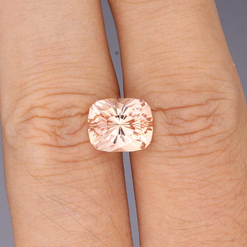 Morganite view 2