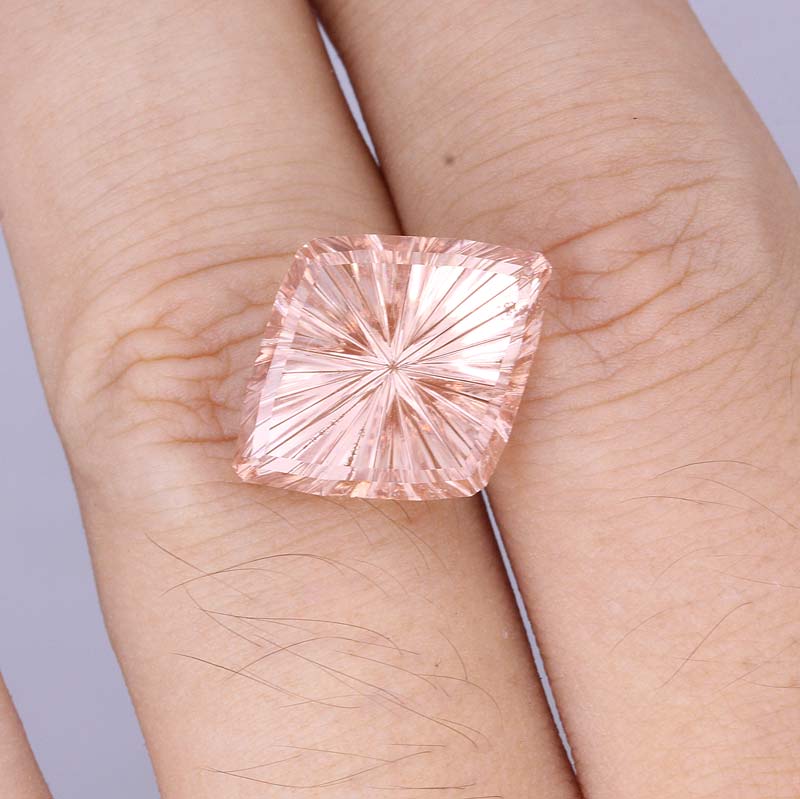 Morganite view 2