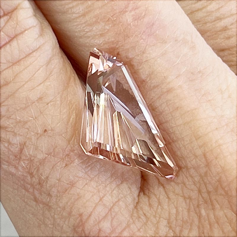 Morganite view 2
