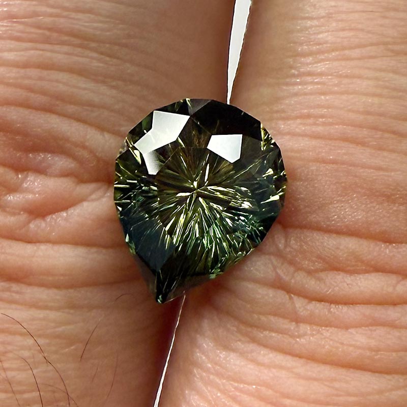 Parti Color Australian Sapphire view 2