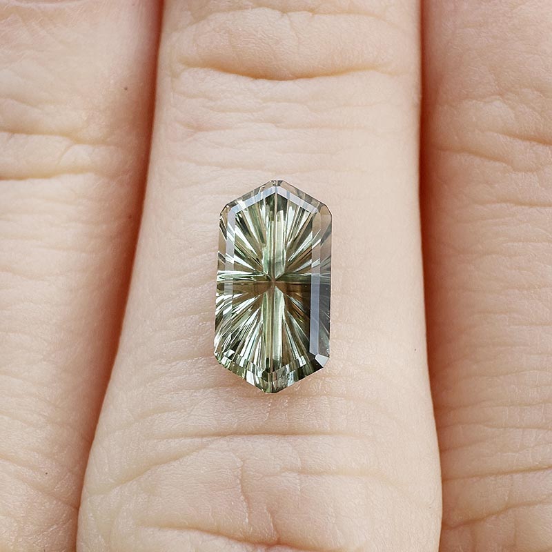 Parti Color Sapphire view 2