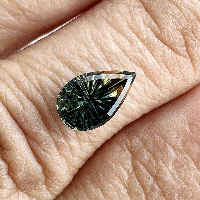 Parti Color Australian Sapphire view 2