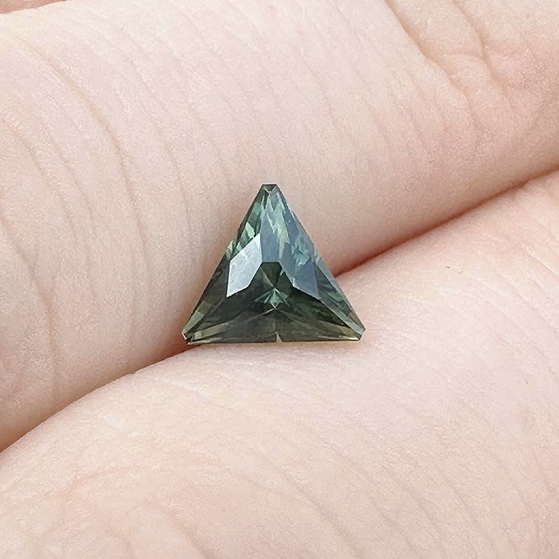 Parti Color Australian Sapphire view 2