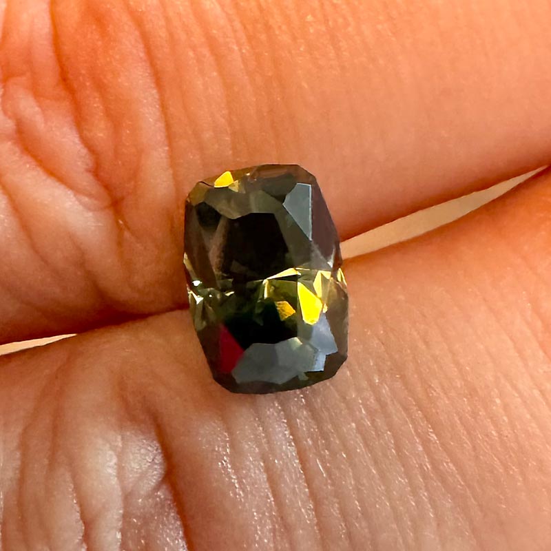 Parti Color Australian Sapphire view 2