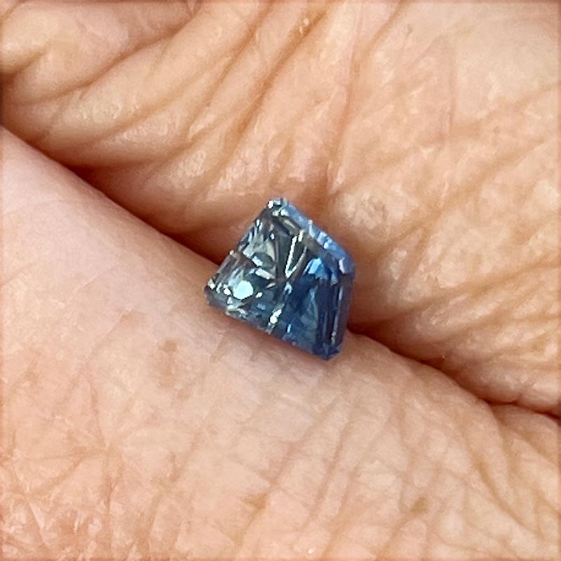 Parti Color Sapphire view 2