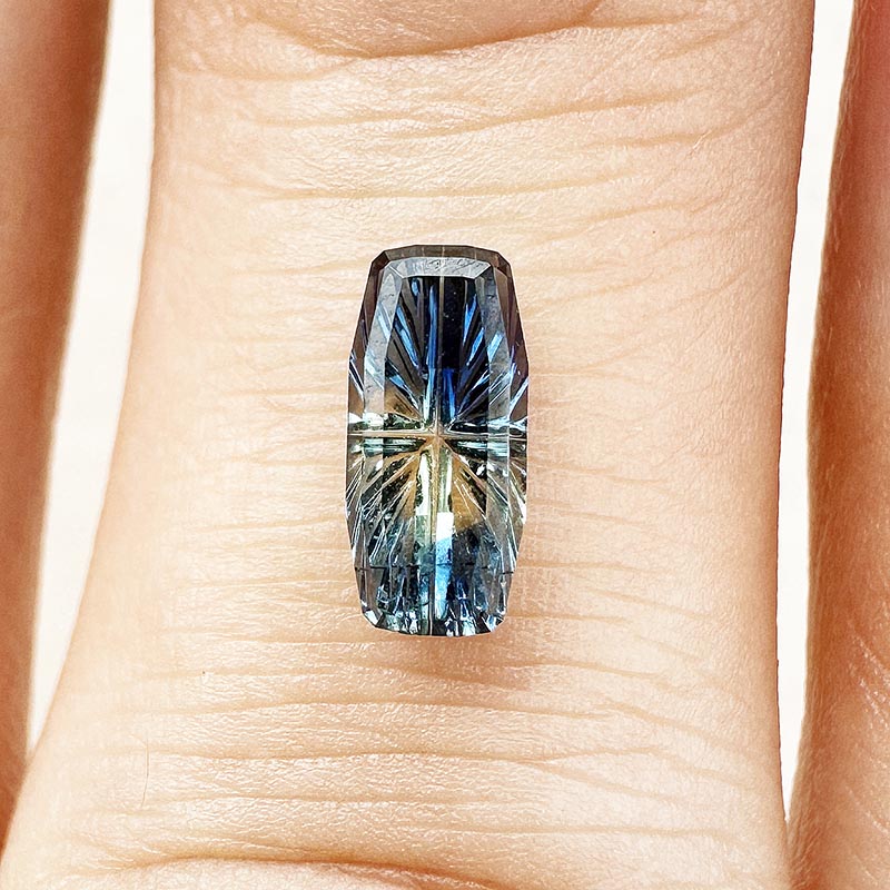 Parti Color Australian Sapphire view 2