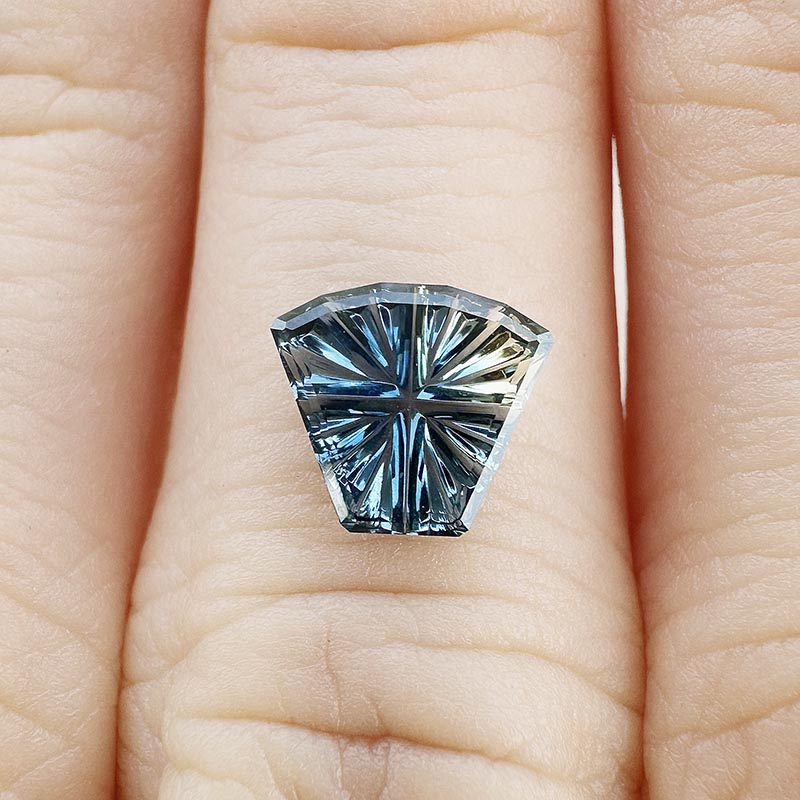 Parti Color Australian Sapphire view 2