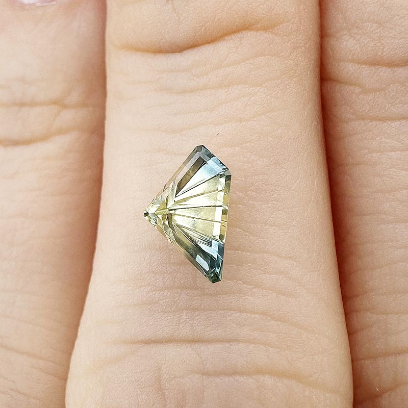 Parti Color Australian Sapphire view 2